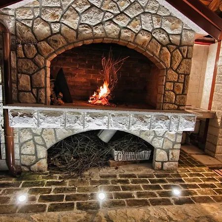 Xxl Ana Biograd Na Moru 1-22 Gosta Villa Polaca
