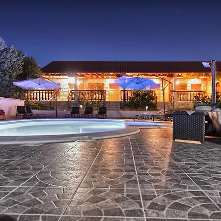 Villa Xxl Ana Biograd Na Moru 1-22 Gosta *